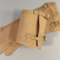 PAIRE DE GUETRES EN WEB ANGLAISES OU CANADIENNES FABRICATION DATEE 1941 TAILLE 3